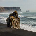 playa de arena negra en Vik viajes a islandia
